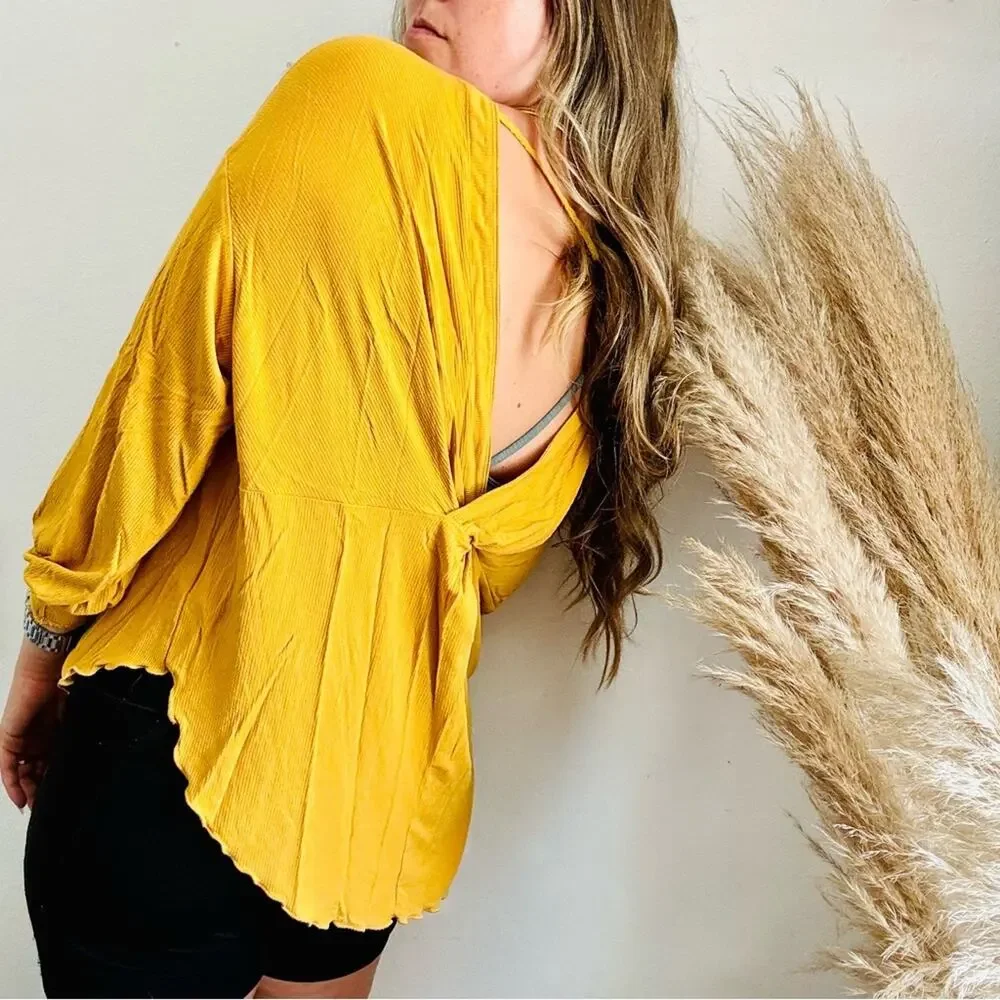FP FREE PEOPLE Gold Mustard Ruffle Knit Open Back Balloon Sleeve Blouse Top XS